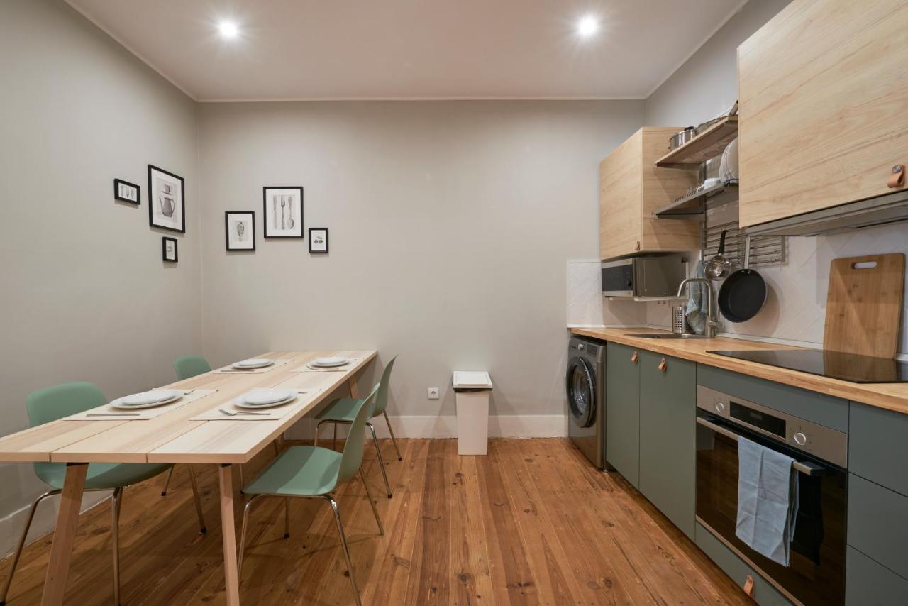 Apartment Design For Big Groups 4bed/3bath Lissabon